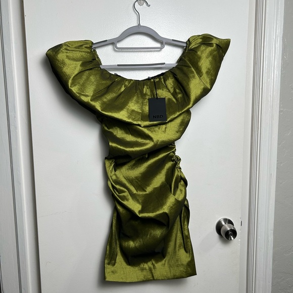 NBD Brianne Mini Dress Moss Green NWT - Picture 4 of 7